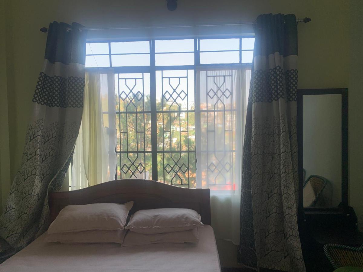 Cafe Sola Bnb Šillong Exteriér fotografie